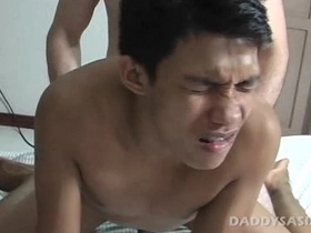 老爹猛操亚裔嫩屌本杰 japan blissful free porn