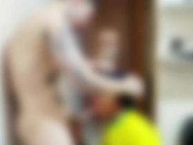 歹徒闯入英雄家却被狠狠教训 红标完整版 gay asian sounding porn
