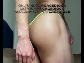 肌肉亚裔穿性感泳裤 naked asian gay porn