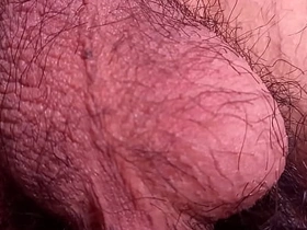 性感嫩基的毛蛋独自晃动 拍出这部令人着迷的基片 japanese gay porn games