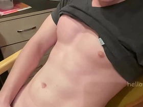 性感猛男射出巨量精液 / 俊男手交 bride old jubilant porn