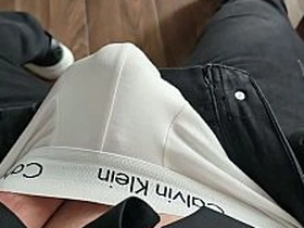 单身同志老爹PhantomGentX把软屌撸硬后疯狂手淫 unconcerned twink korean porn
