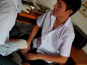给小鲜肉医生口交 detached porn chinese group