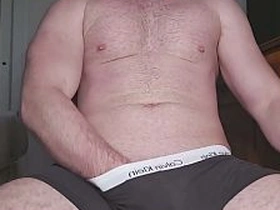 肌肉老爹PhantomGentX健身出汗 teasing快要爆裂的巨根 hot solitary gay porn