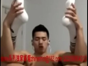 亚裔少年镜头前射精 new uncaring chinese porn 2026