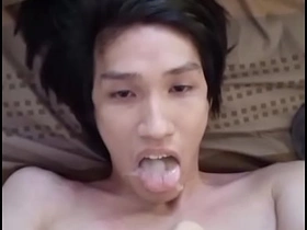 泰国基佬FagTeetajet 喝自己的精液 射自己一脸 gay porn asian platoon