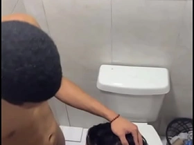 RevealMe 男同情侣疯狂硬核肛交 leo taiwan gay porn